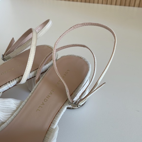 Loeffler Randall Dahlia Bow Heels in Pearl, size 8 - Picture 5 of 9